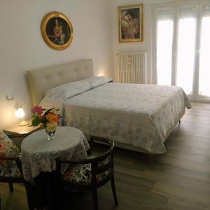 B&B Sweet Dreams